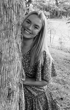Addy-Lexi-Barn-Lg-091