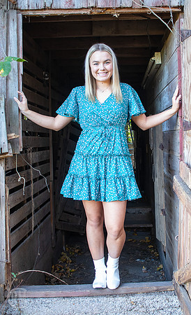 Addy-Lexi-Barn-Lg-005