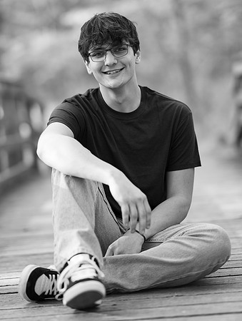 Adrian7Zoombw