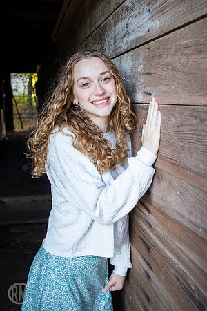 Addy-Lexi-Barn-Lg-043