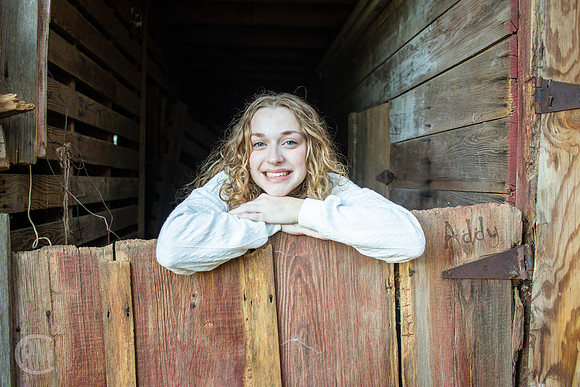 Addy-Lexi-Barn-Lg-058