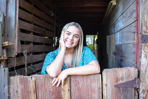 Addy-Lexi-Barn-Lg-016