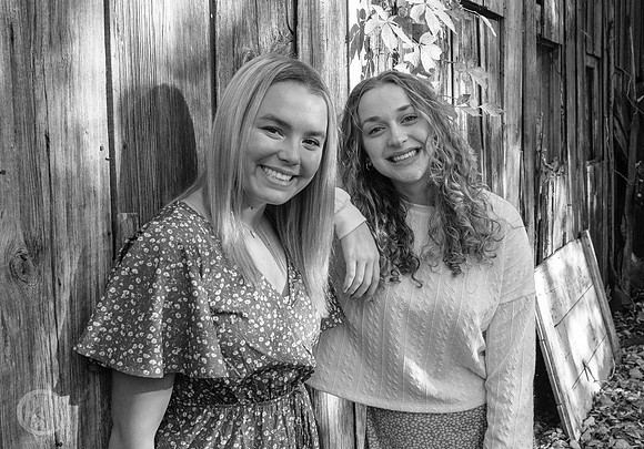 Addy-Lexi-Barn-Lg-073