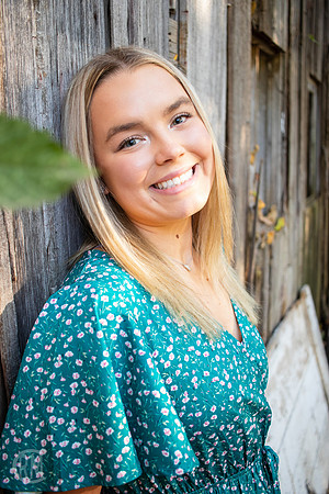 Addy-Lexi-Barn-Lg-026