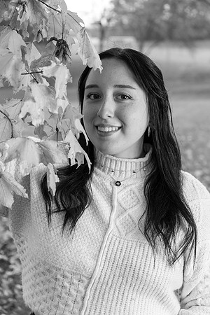 Maya-14bw