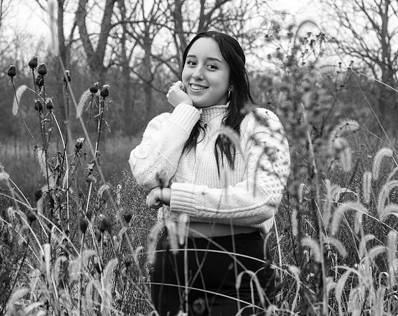 Maya-15Zoombw
