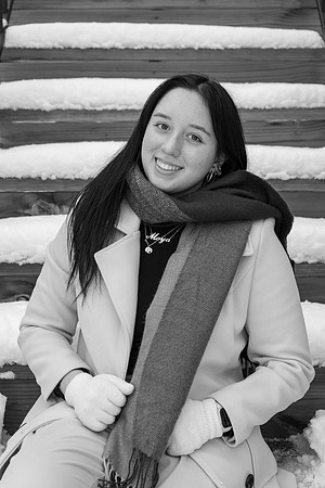 Maya22bw