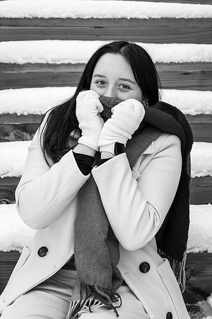Maya23bw
