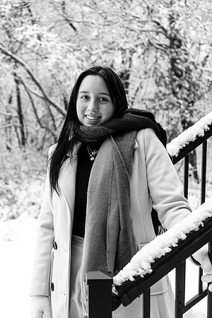 Maya1bw