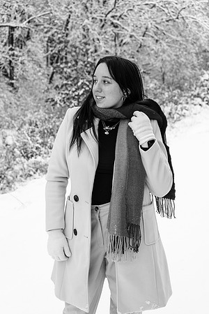 Maya11bw