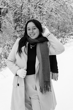 Maya14bw