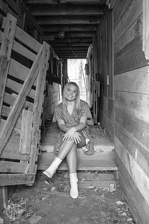Addy-Lexi-Barn-Lg-022