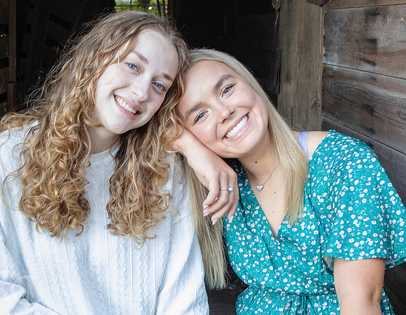 Addy-Lexi-Barn-Lg-066