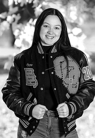 Izzy19Zoombw