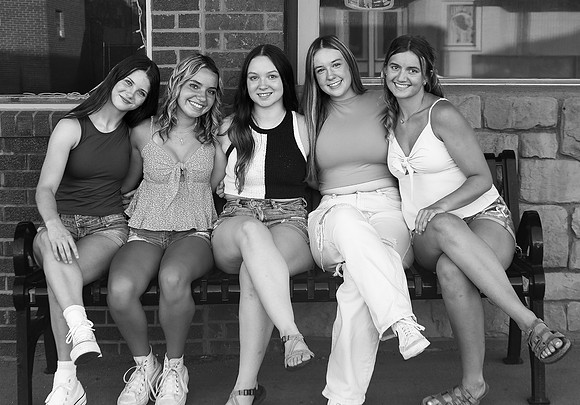 Group8bw