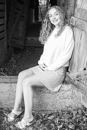 Addy-Lexi-Barn-Lg-035