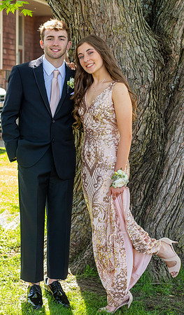 Kar-N-Wyatt-Prom-11