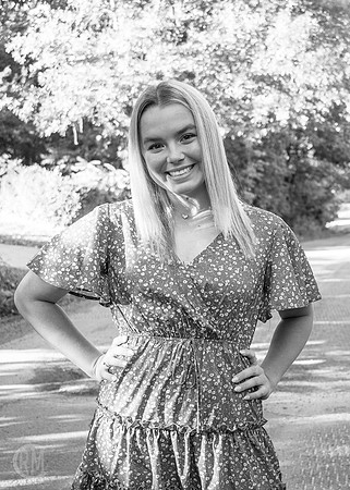 Addy-Lexi-Barn-Lg-031