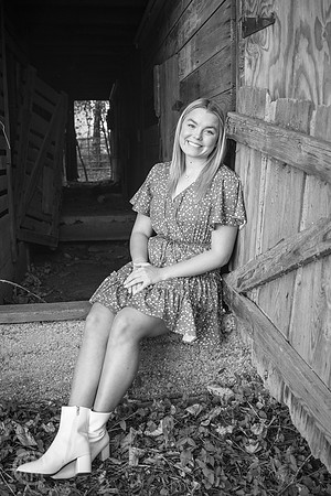 Addy-Lexi-Barn-Lg-004