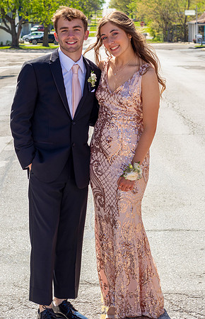 Kar-N-Wyatt-Prom-32