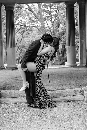 SeniorProm32bw