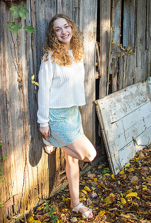 Addy-Lexi-Barn-Lg-050