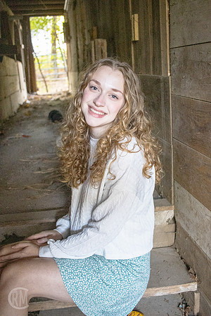 Addy-Lexi-Barn-Lg-048
