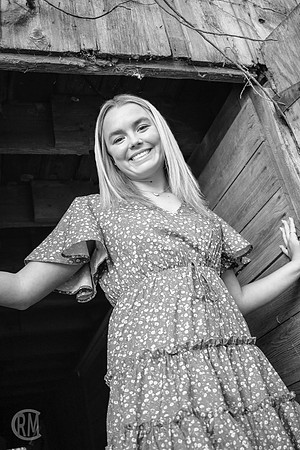 Addy-Lexi-Barn-Lg-008