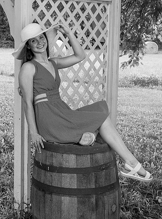 Keira15bw
