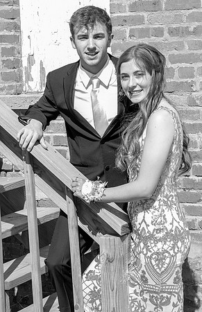 Kar-N-Wyatt-Prom-22