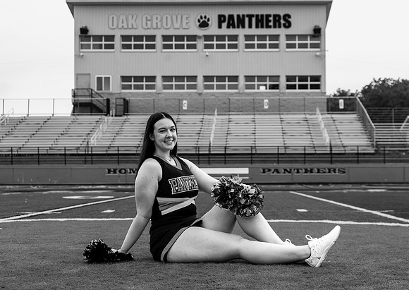 CheerAvery3bw