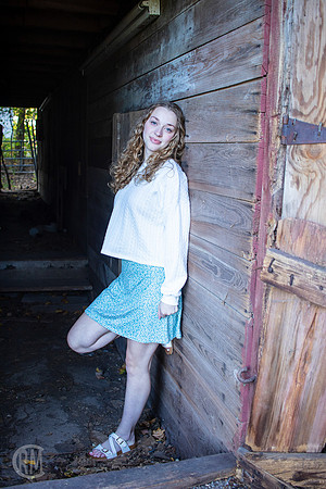 Addy-Lexi-Barn-Lg-036