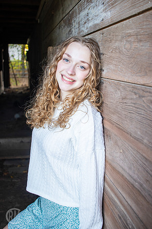 Addy-Lexi-Barn-Lg-040